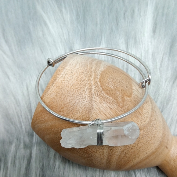 NEW Clear Quartz Point Wire Wrapped Bracelet - Picture 3 of 7